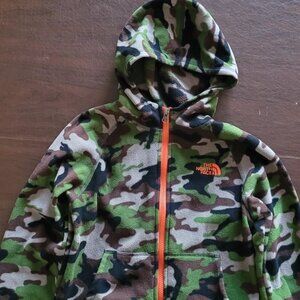 North Face Boys Camouflage Fleece Zip Jacket Size M (10/12)